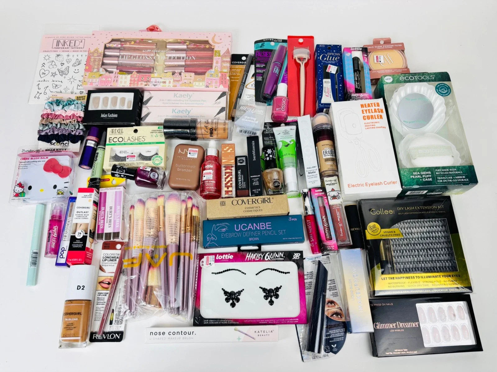 Mystery Beauty Box – 25 New & Sealed Brand-Name Cosmetics (Random Assortment)